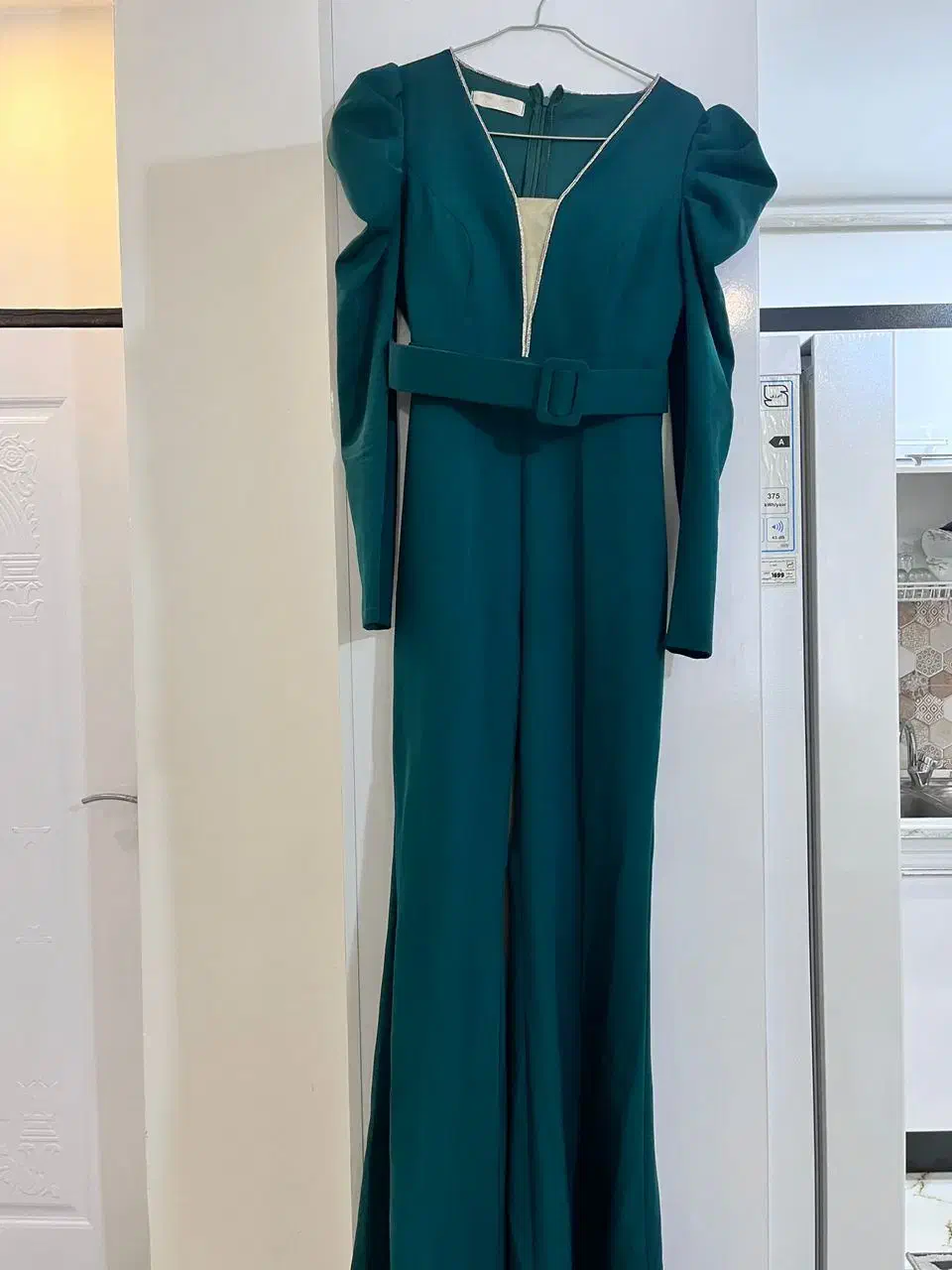 لباس مجلسی|لباس|رشت, پیرکلاچای|دیوار