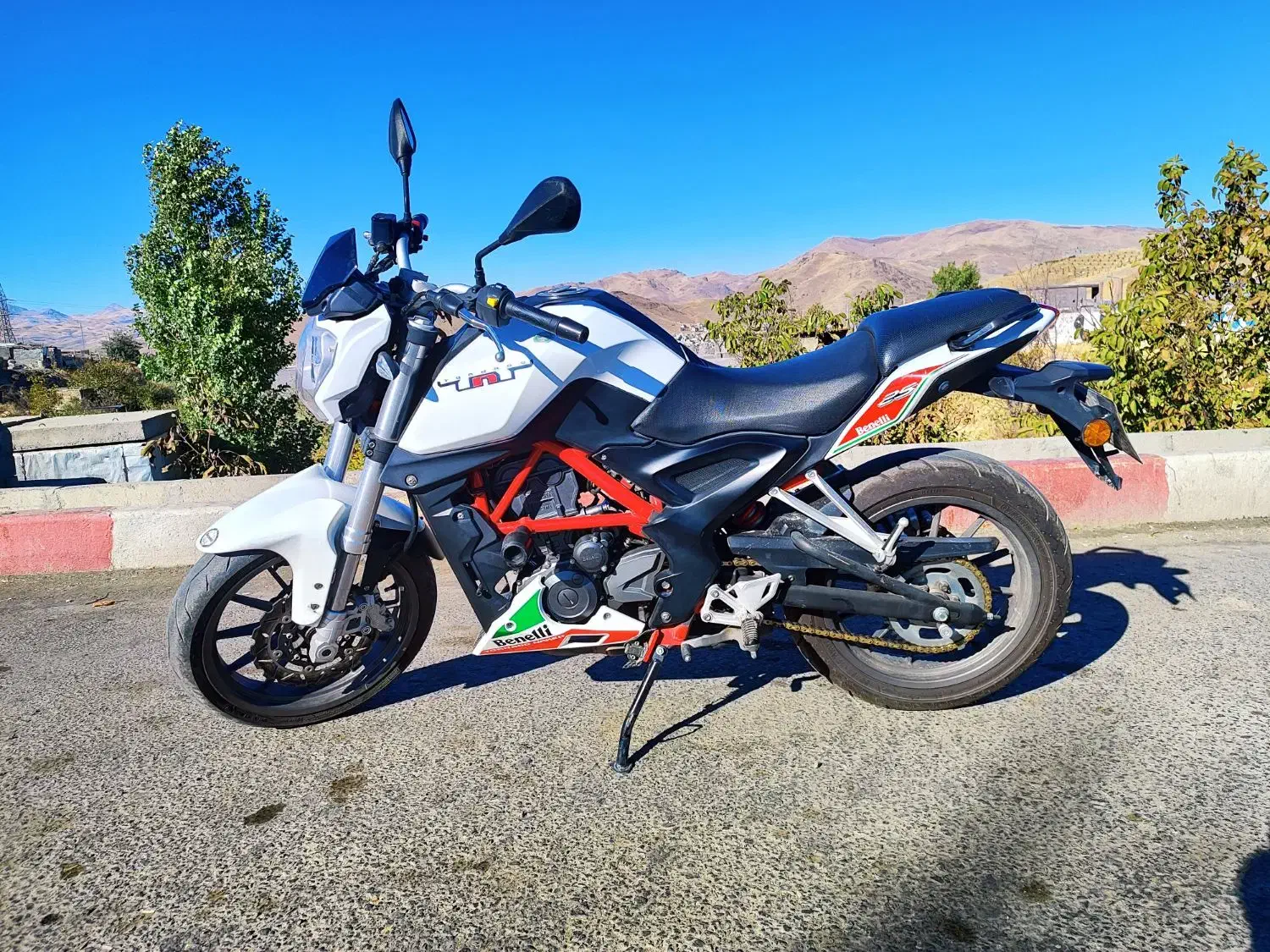 موتور سیکلت بنلی 250 معاوضه دارم 97مدل|موتورسیکلت|سنندج, |دیوار