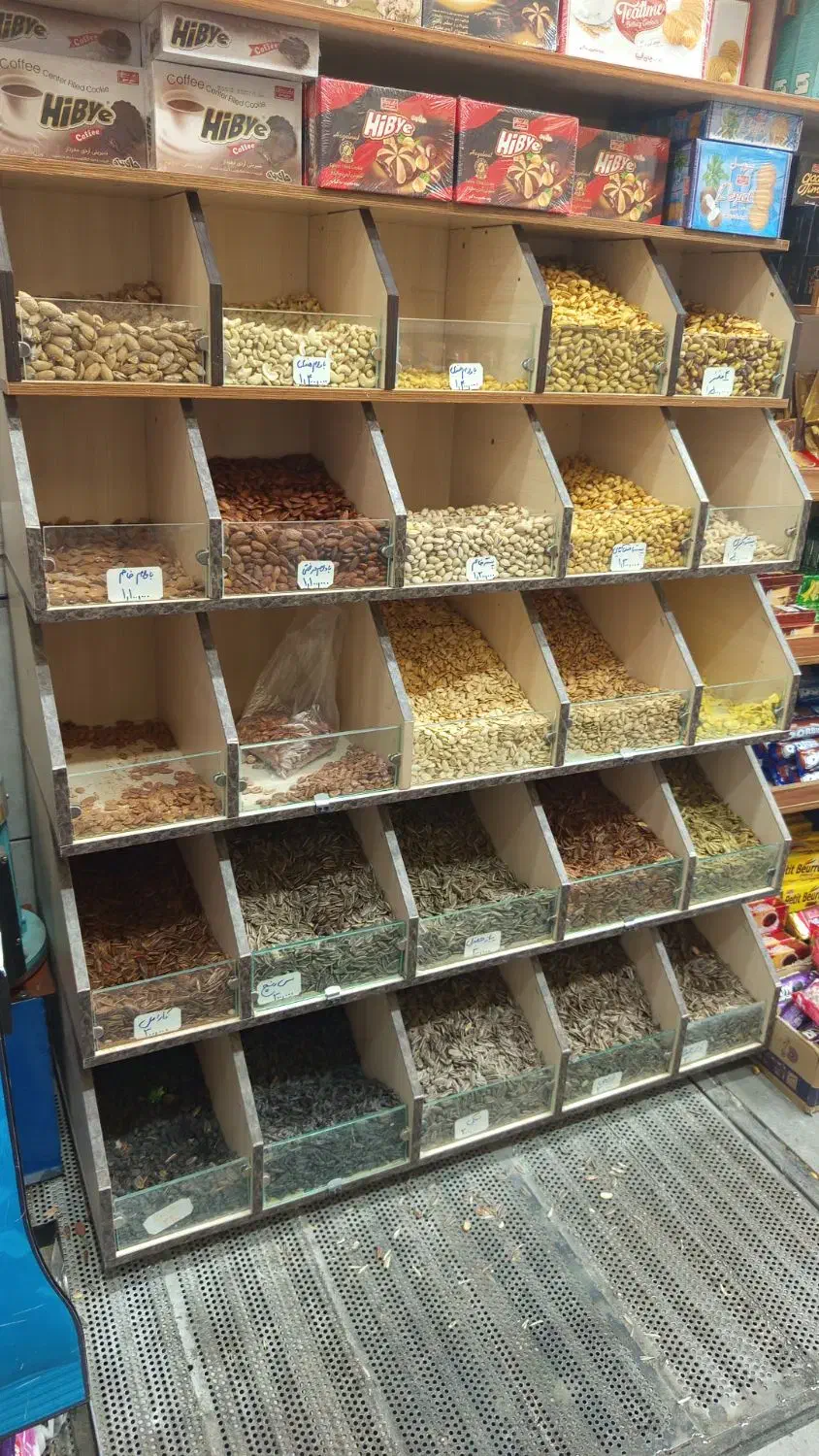 استند شکلات و قفسه ام دی اف|فروشگاه و مغازه|پرند, فاز ۵|دیوار