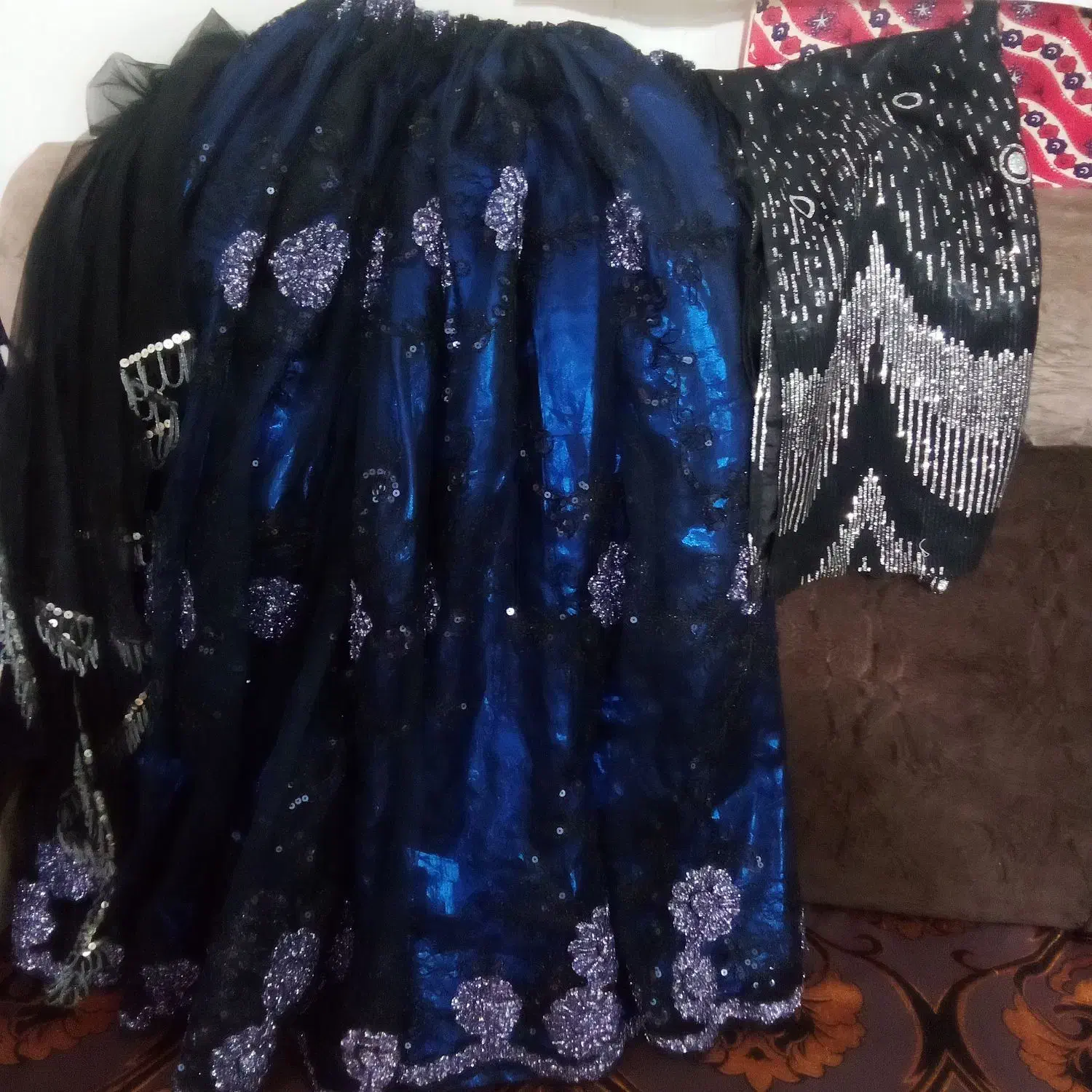 لباس ترکی|لباس|جهرم, |دیوار