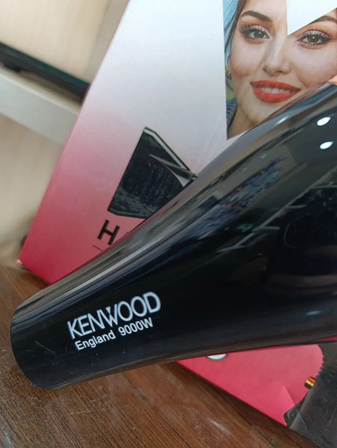 سشوار حرفه ای کنوود یک سال ضمانت|آرایشی، بهداشتی، درمانی|قم, چهل درخت|دیوار