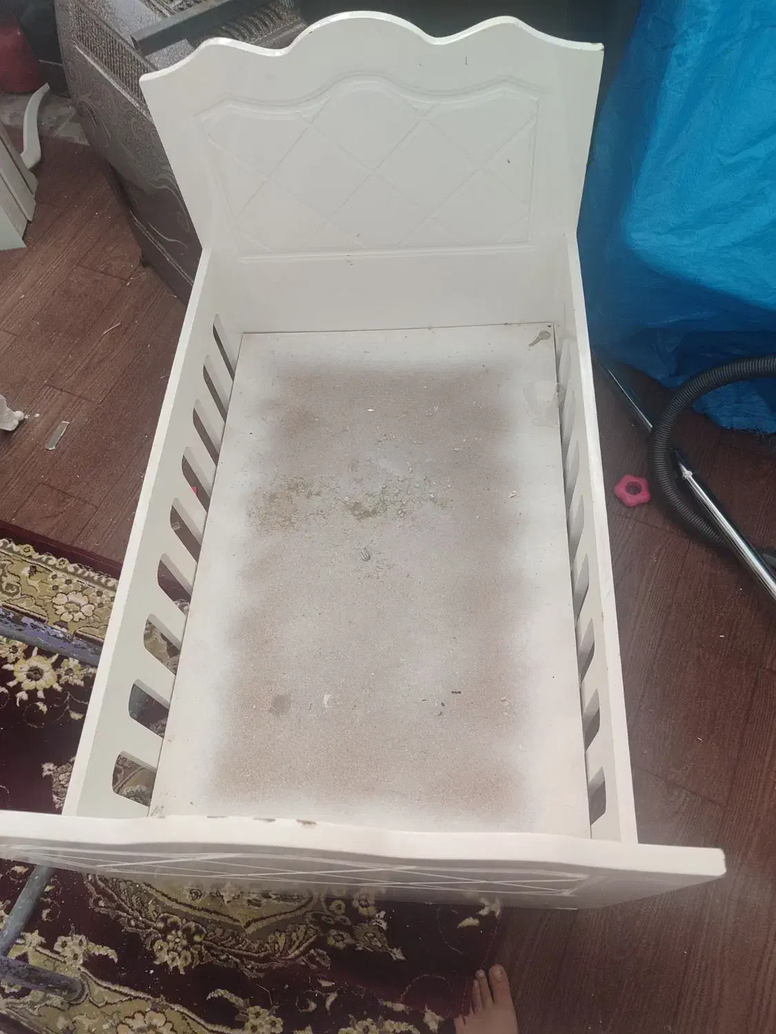 به دلیل نبودن جا میفروشم|تخت و صندلی بچه|اردبیل, |دیوار