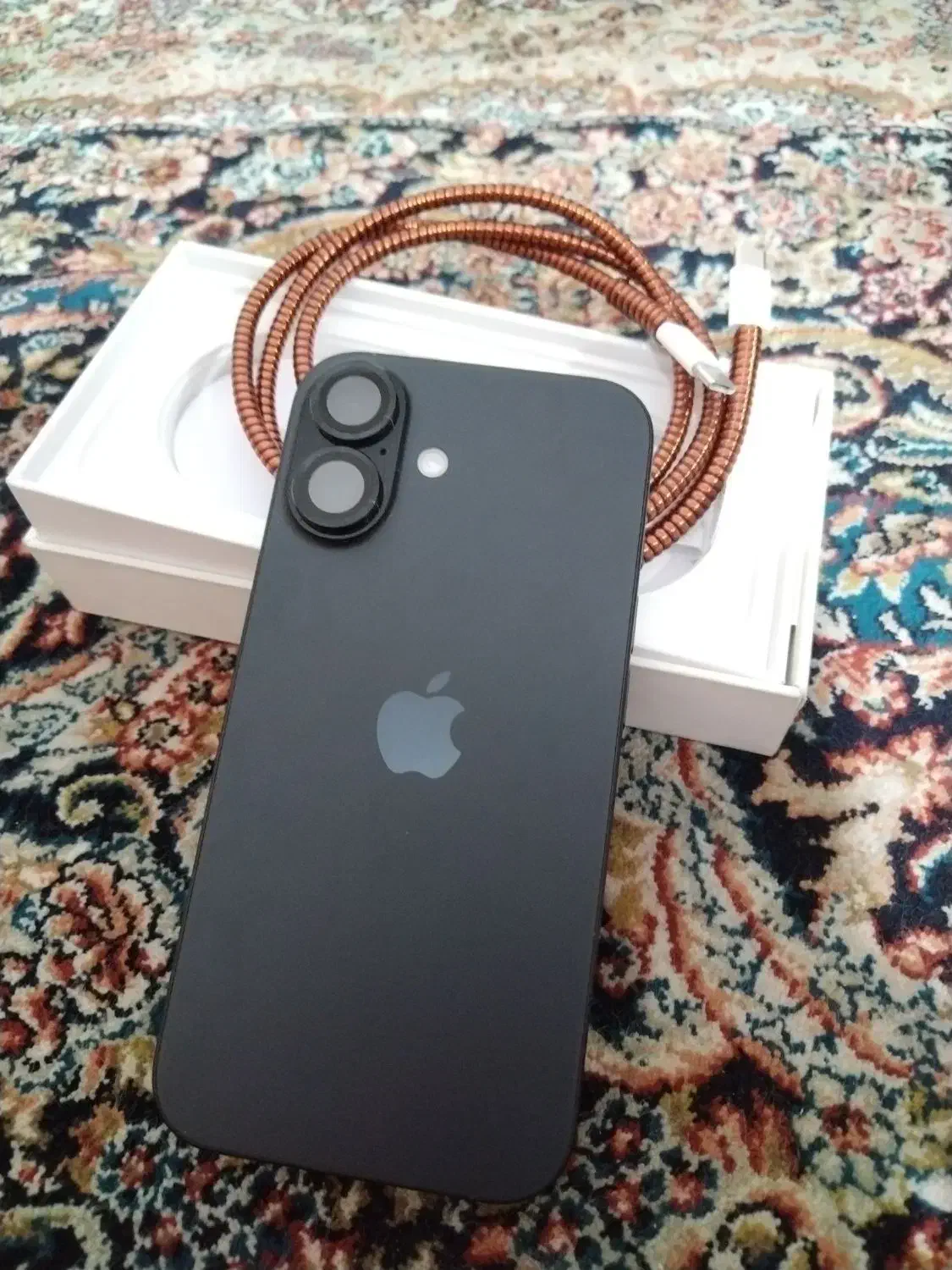 ایفون 16 نرمال|موبایل|تهران, هلال احمر|دیوار