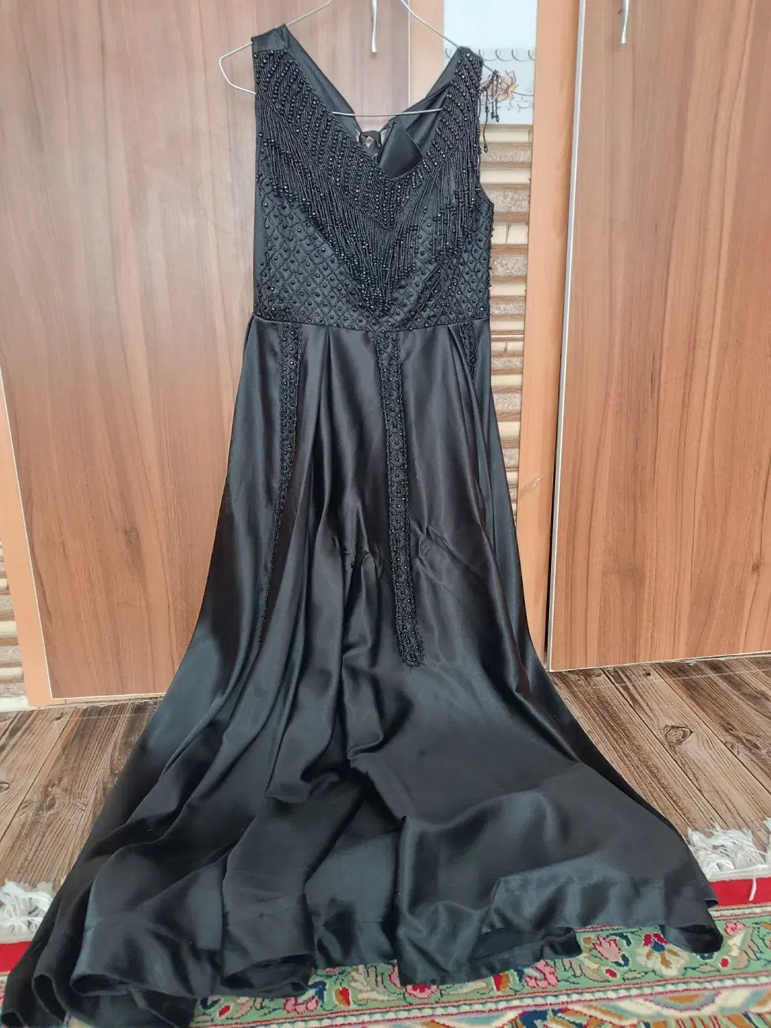 لباس مجلسی|لباس|زرند, |دیوار