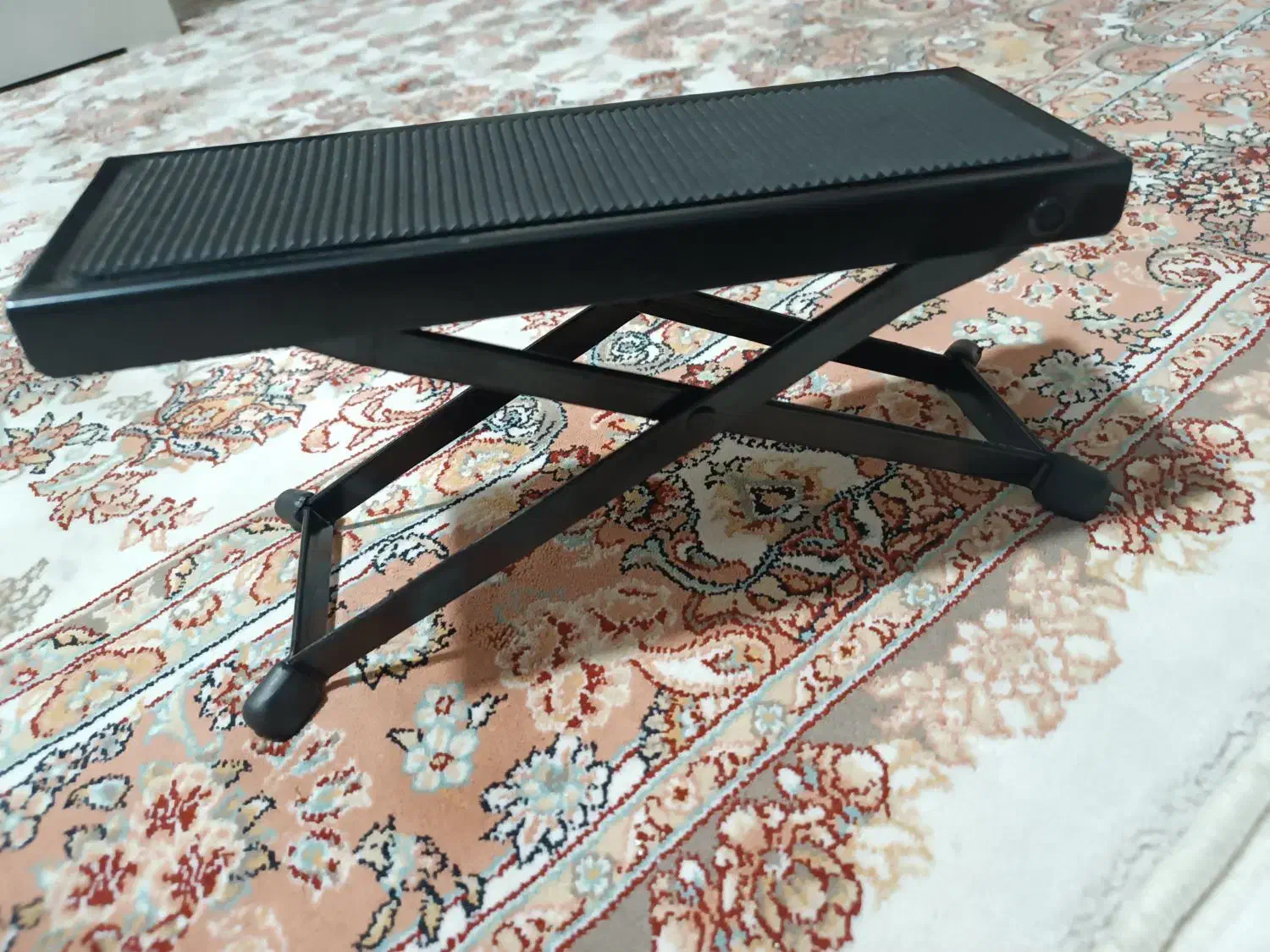 زیر پایه موسیقی|گیتار، بیس، امپلیفایر|سنندج, |دیوار