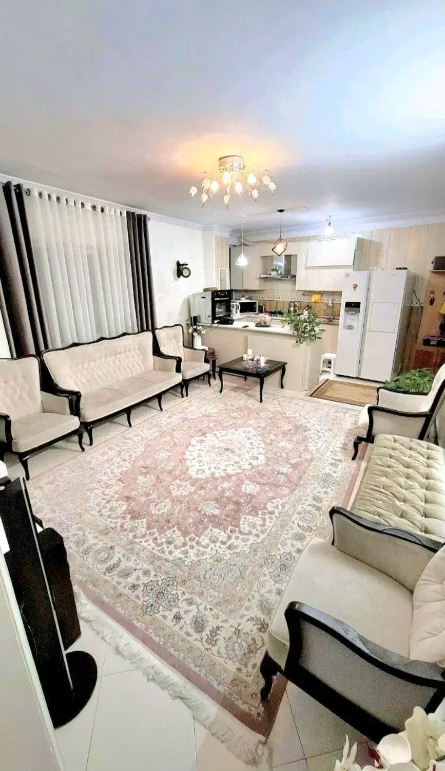 ۶۳ متر * فول * با پارکینگ اختصاصی * و محیطی آرام*|فروش آپارتمان|تهران, شارق|دیوار