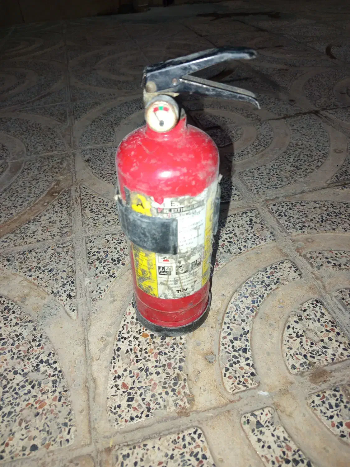 پیگ نیک و کپسول اتش نشانی|اجاق گاز و لوازم برقی پخت‌وپز|کوهدشت, |دیوار