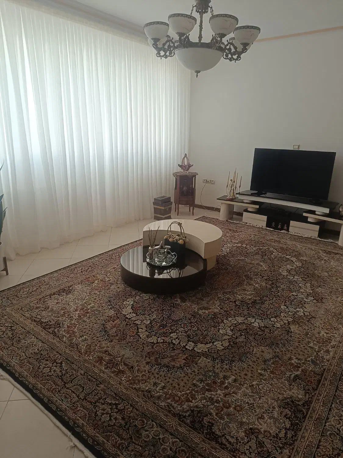 میز جلو مبلی بسیار شیک وکلاسیک|مبلمان خانگی و میز عسلی|فردیس, شهرک ناز|دیوار