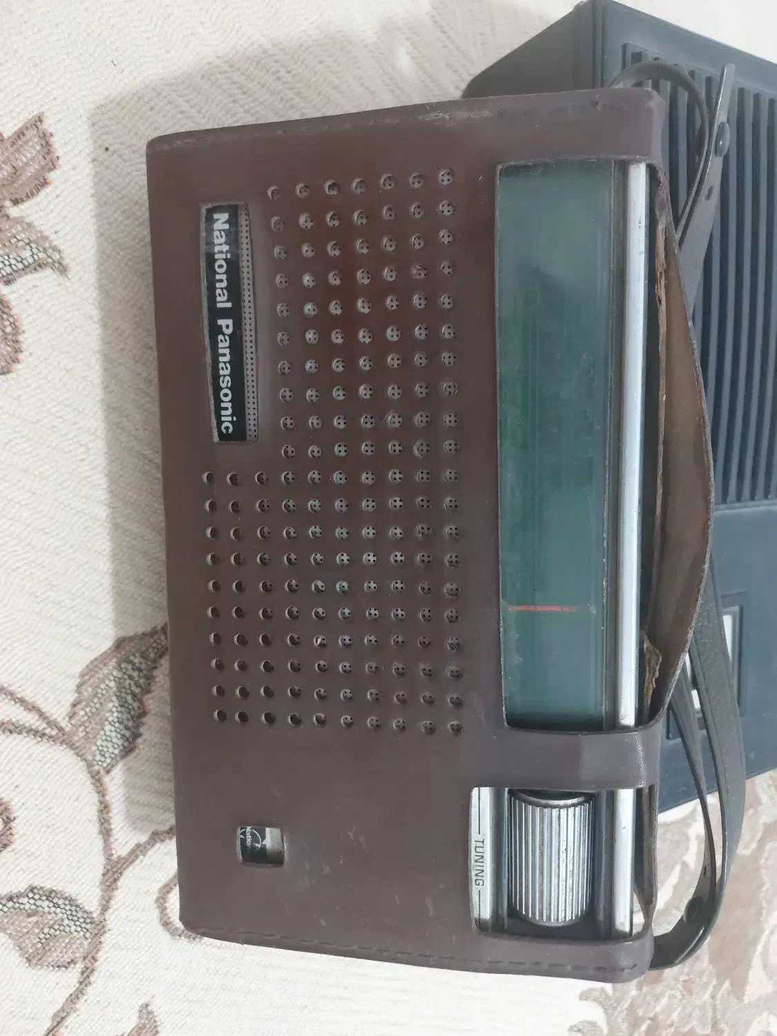 رادیو قدیمی و کلکسیونی|کلکسیون اشیاء عتیقه|کرمانشاه, |دیوار