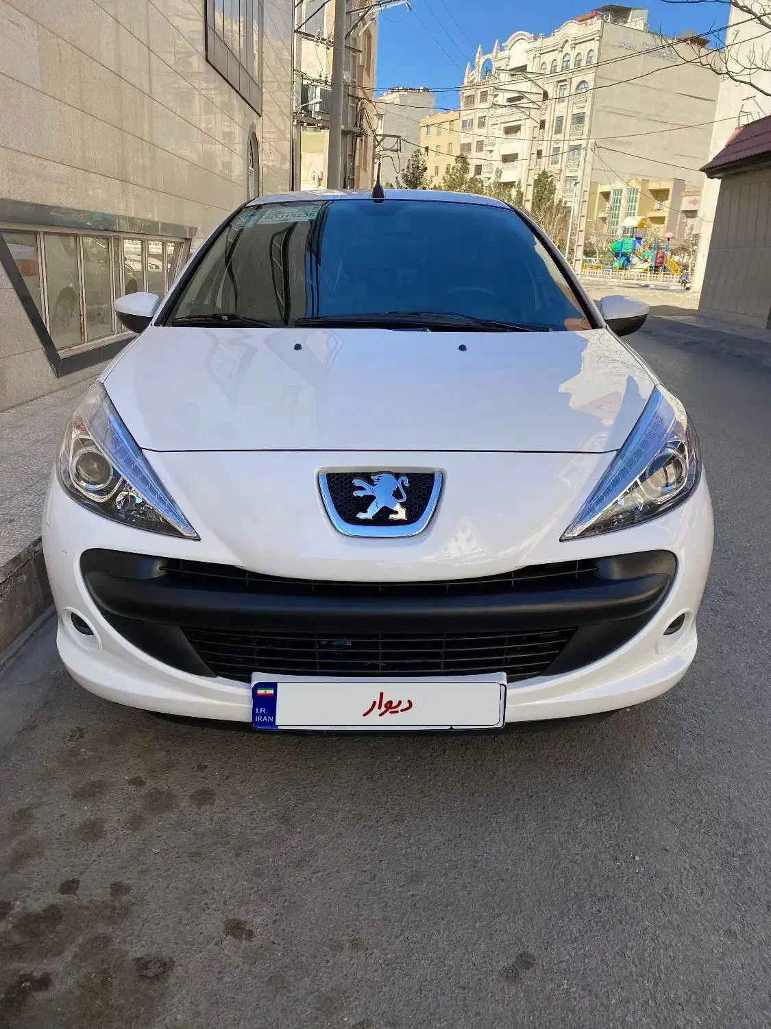 207سقف فلز ۱۴۰۴|خودرو سواری و وانت|قم, باجک دو|دیوار