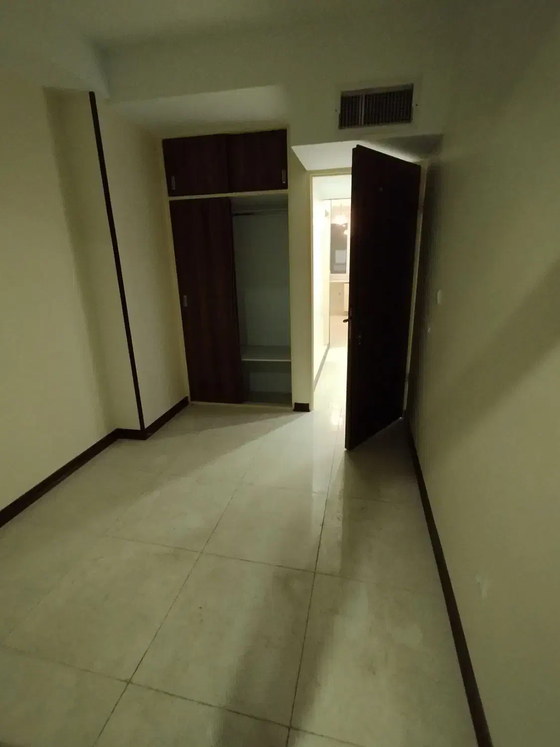 90متر آپارتمان نوساز فول مکانات کاوه شرقی