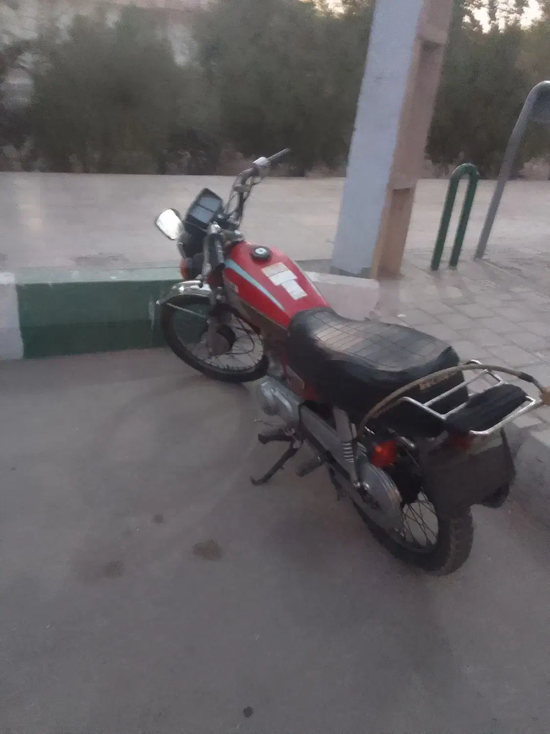 موتور هوندا ۱۲۵ درحدنو با کارت مدارک پلاک|موتورسیکلت|تهران, تاکسیرانی|دیوار