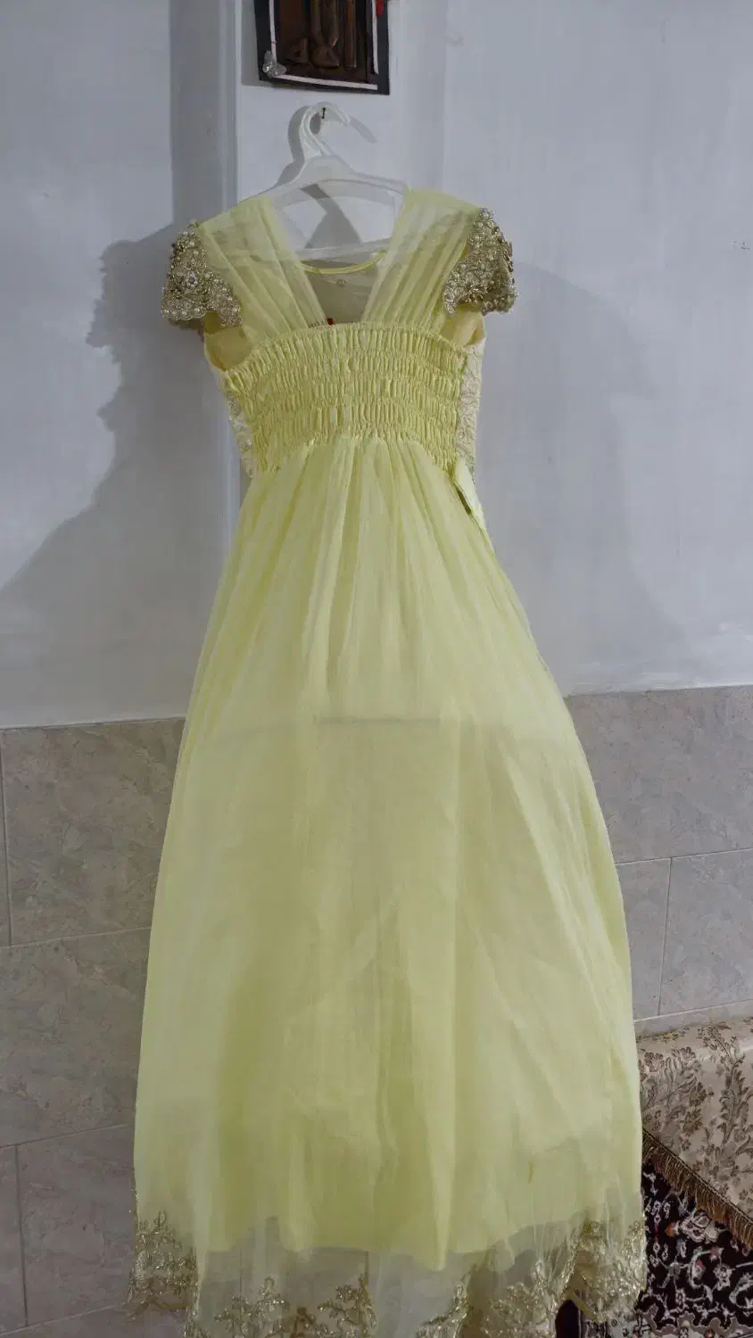 لباس مجلسی دخترانه و زنانه سایز ۴۴|لباس|کرج, شهرک فهمیده|دیوار