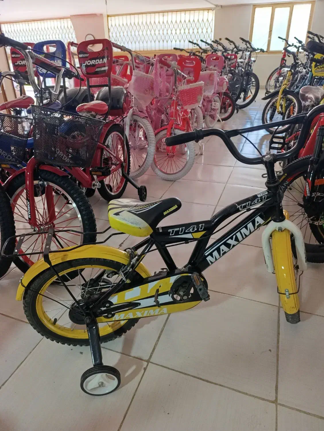 دوچرخه کار کرده تمیز و سالم به قیمت|دوچرخه، اسکیت، اسکوتر|سنندج, |دیوار