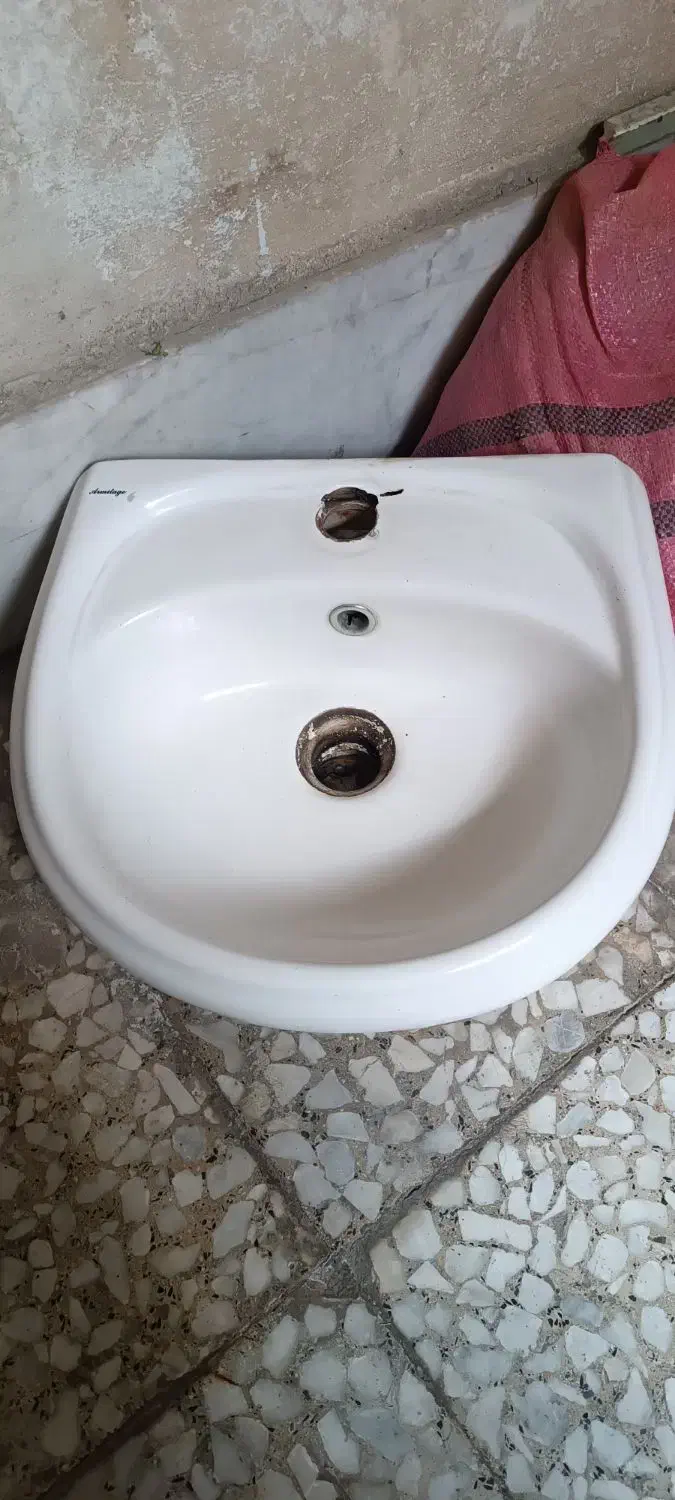 روشویی بدون شیرالات|لوازم سرویس بهداشتی|قدس, شهر‌قدس|دیوار