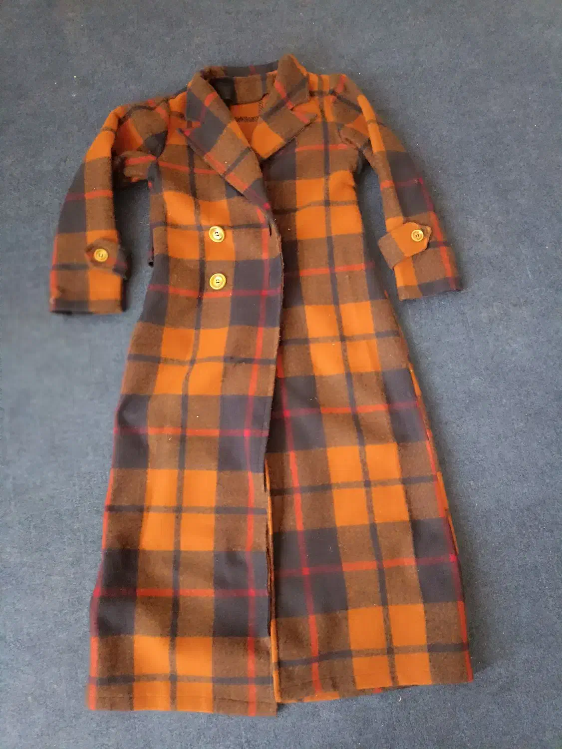 پالتو|لباس|قنوات, |دیوار