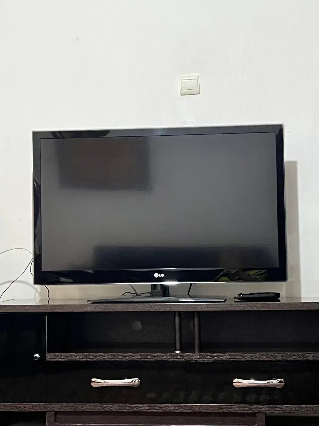تلوزیون ال جی اصل|تلویزیون و پروژکتور|رشت, شهرک پردیسان|دیوار