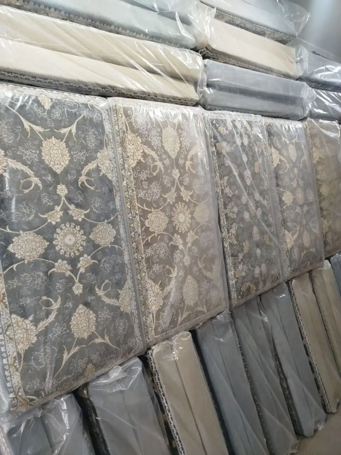 فروش انواع پشتی قابل شستشو فقط1/350|پشتی|بروجرد, |دیوار