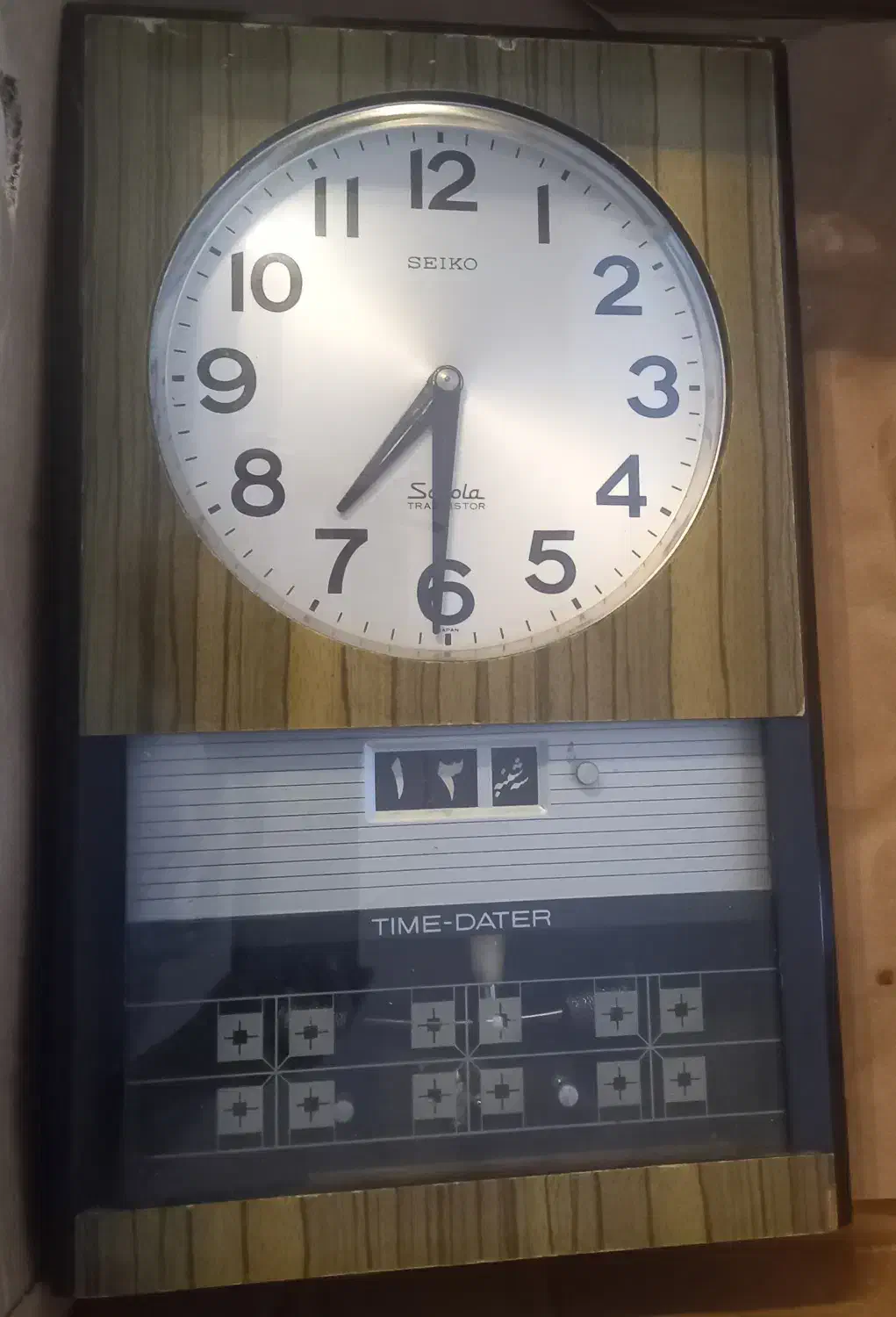 ساعت دیواری نیاز به سرویس|کلکسیون اشیاء عتیقه|سیاهکل, |دیوار