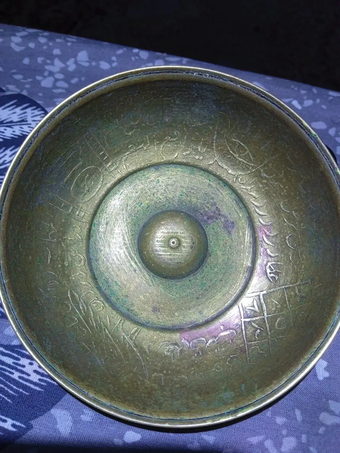 چهل تاس قدیمی|کلکسیون اشیاء عتیقه|رشت, ترمینال|دیوار