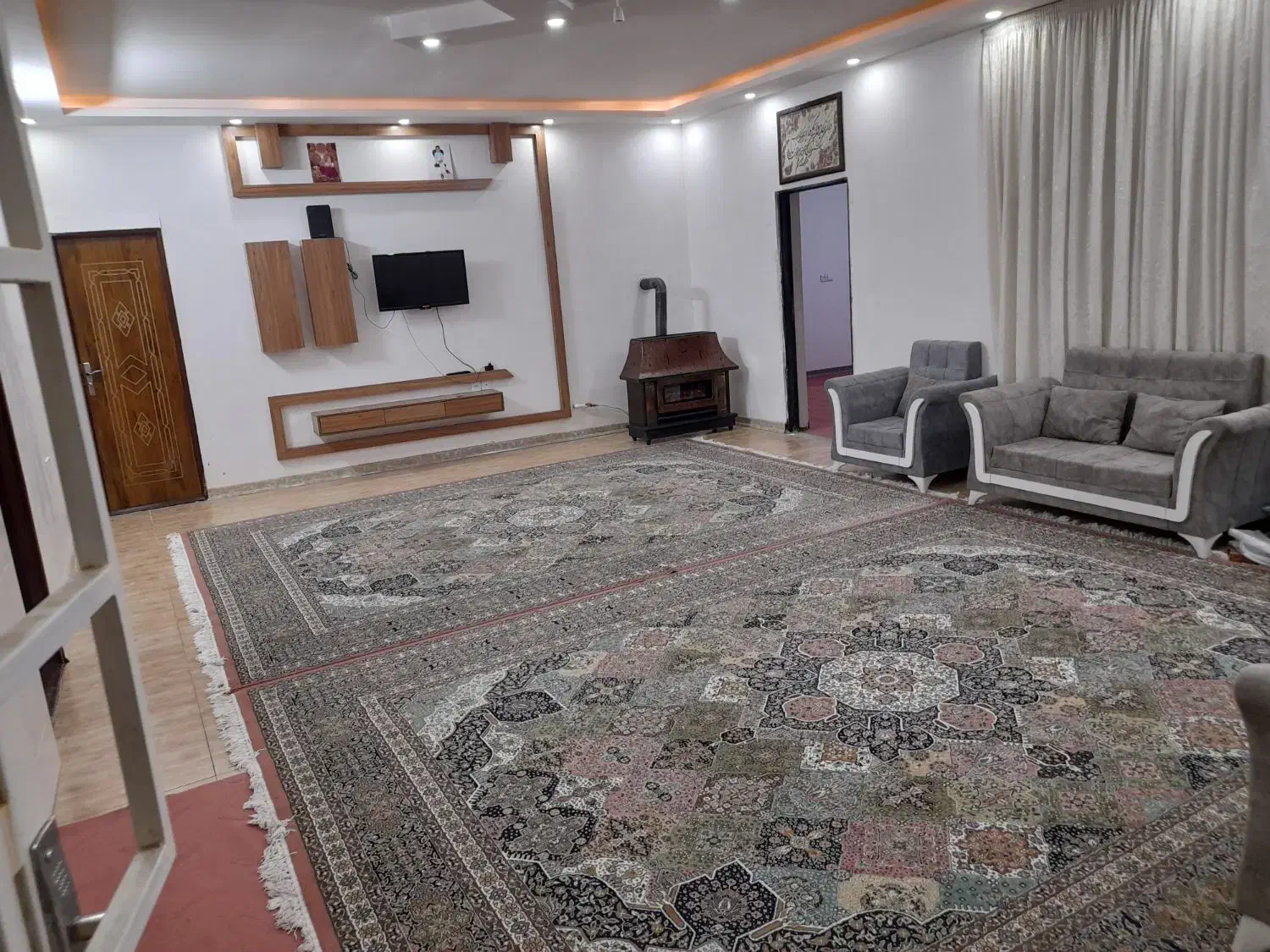 باغ ویلا اجاره استخر آبگرم آب گرم|اجارهٔ کوتاه‌مدت ویلا و باغ|مشهد, میان ولایت|دیوار