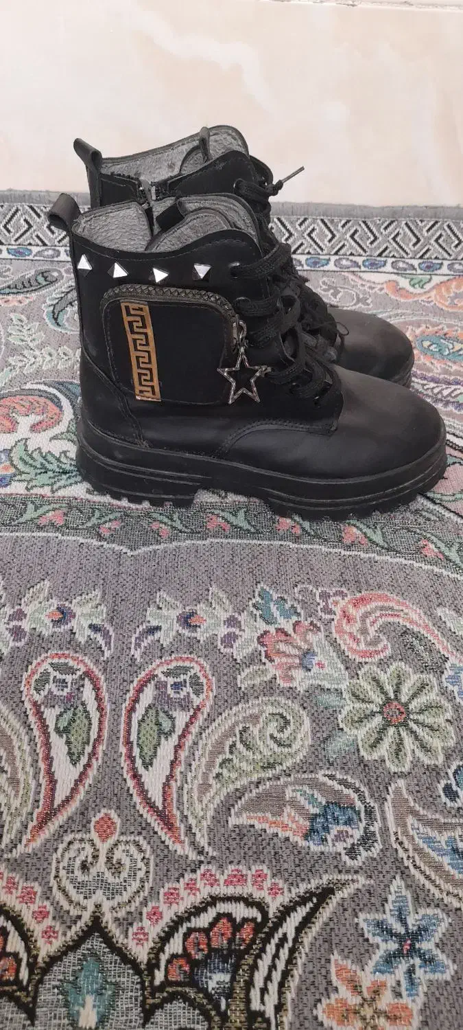 نیم بوت دخترانه|کفش و لباس بچه|قم, ولیعصر|دیوار