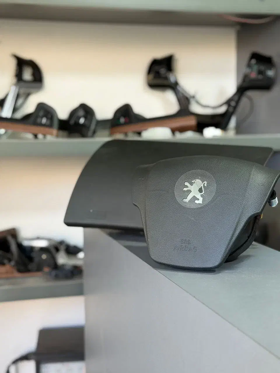 ایربگ ۲۰۷ و سایر خودروهای ایرانخودرو|قطعات یدکی و لوازم جانبی|کرج, ساسانی (قلمستان)|دیوار