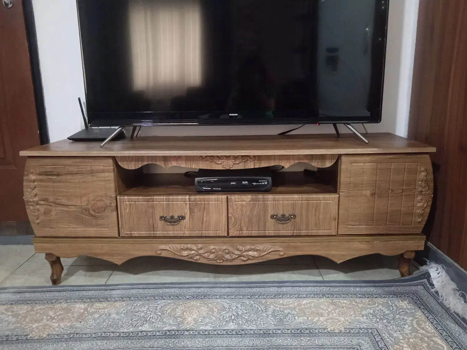 میز تلوزیون|میز تلویزیون|محمدشهر, محمدشهر|دیوار