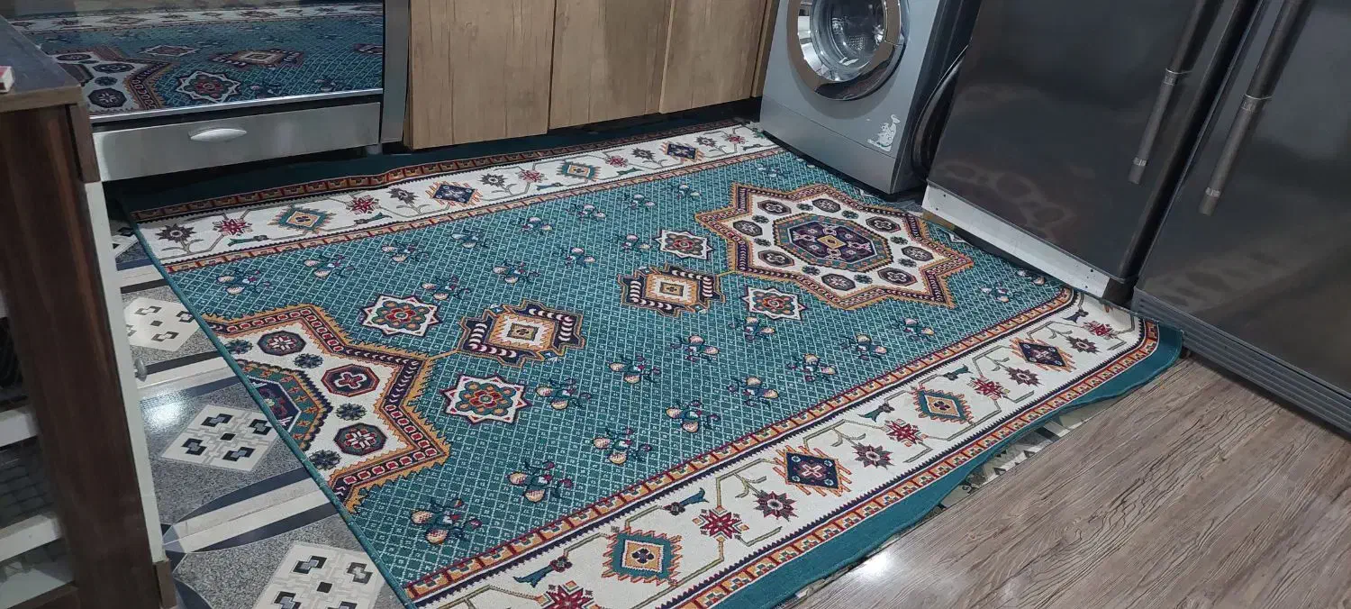 گلیم و میز|گلیم، جاجیم، گبه|سبزوار, رباط|دیوار