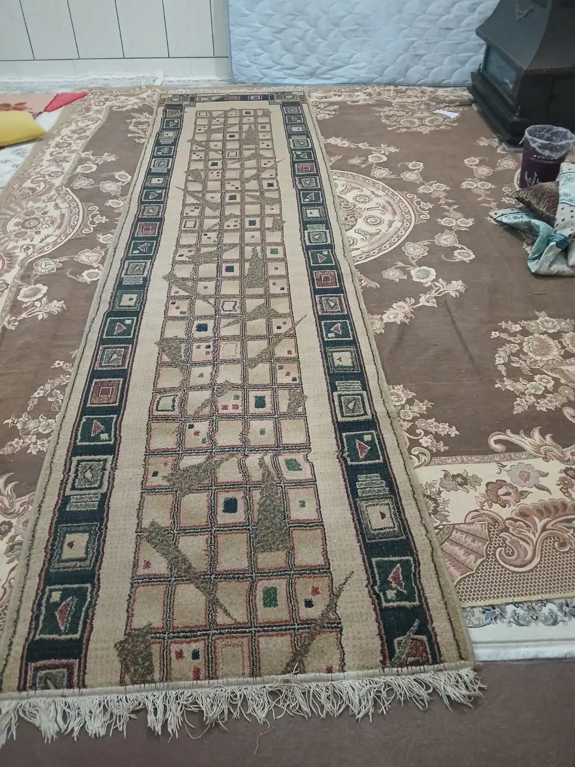 قالی شش متری|فرش|مسجد سلیمان, |دیوار