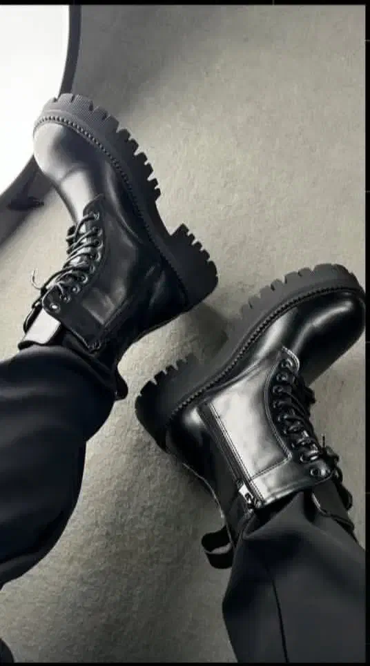 بوت مشکی مردانه کلاسیک نو|کیف، کفش، کمربند|کاشان, کشاورز|دیوار