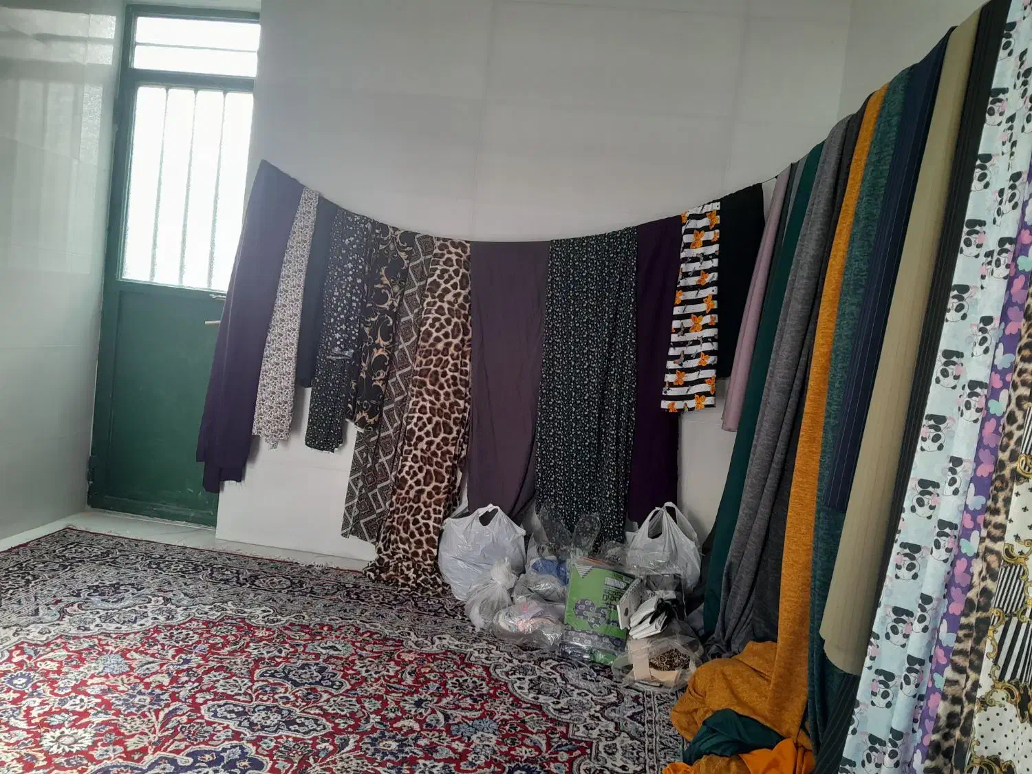 انواع پارچه وحوله ادرس پایین آگهی|لباس|کوهدشت, |دیوار