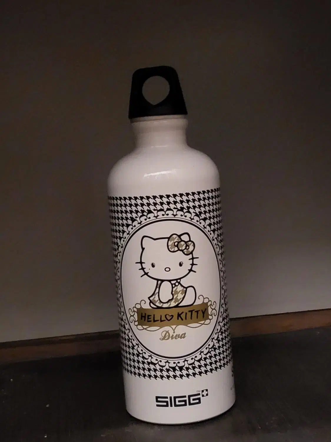 قمقمه SIGG|اسباب و اثاث بچه|تهران, امانیه|دیوار