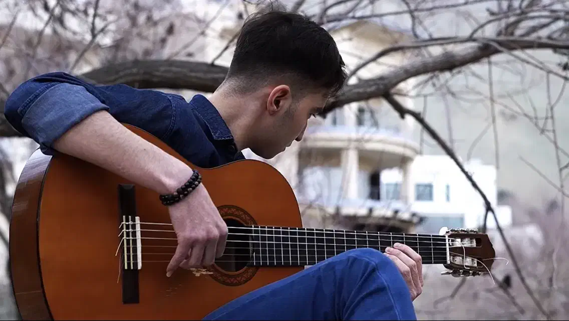 آموزش گیتار (آنلاین و حضوری در منزل شما)|خدمات آموزشی|تهران, تهرانپارس غربی|دیوار