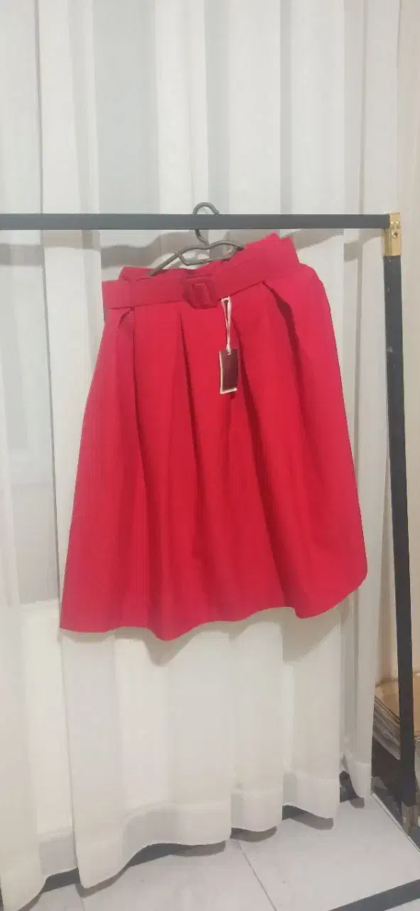 دامن مجلسی نو|لباس|نیشابور, مسکن مهر نور|دیوار