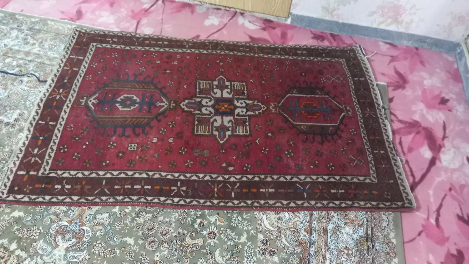 قالیچه|فرش|نسیم‌شهر, |دیوار