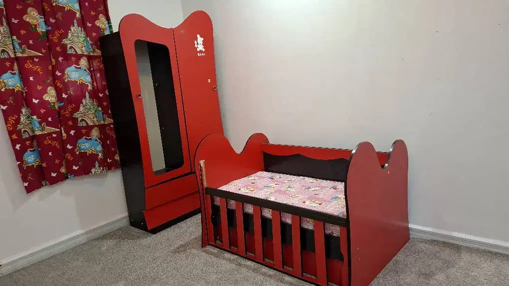 تخت و کمد کودک|تخت و سرویس خواب|سوسنگرد, |دیوار