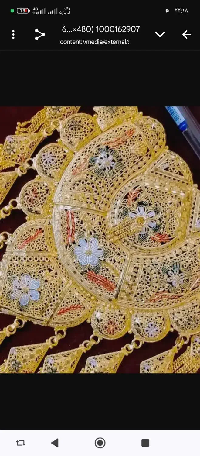 سنجاق کلکته|جواهرات|ایرانشهر, |دیوار