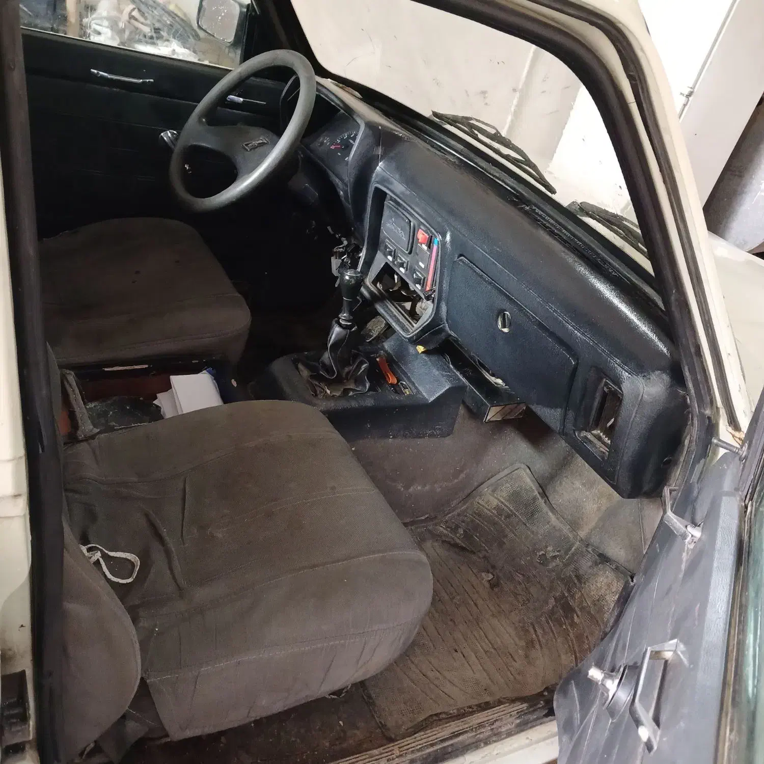 وانت بارقیمت۳۸۵|خودرو سواری و وانت|بروجرد, |دیوار