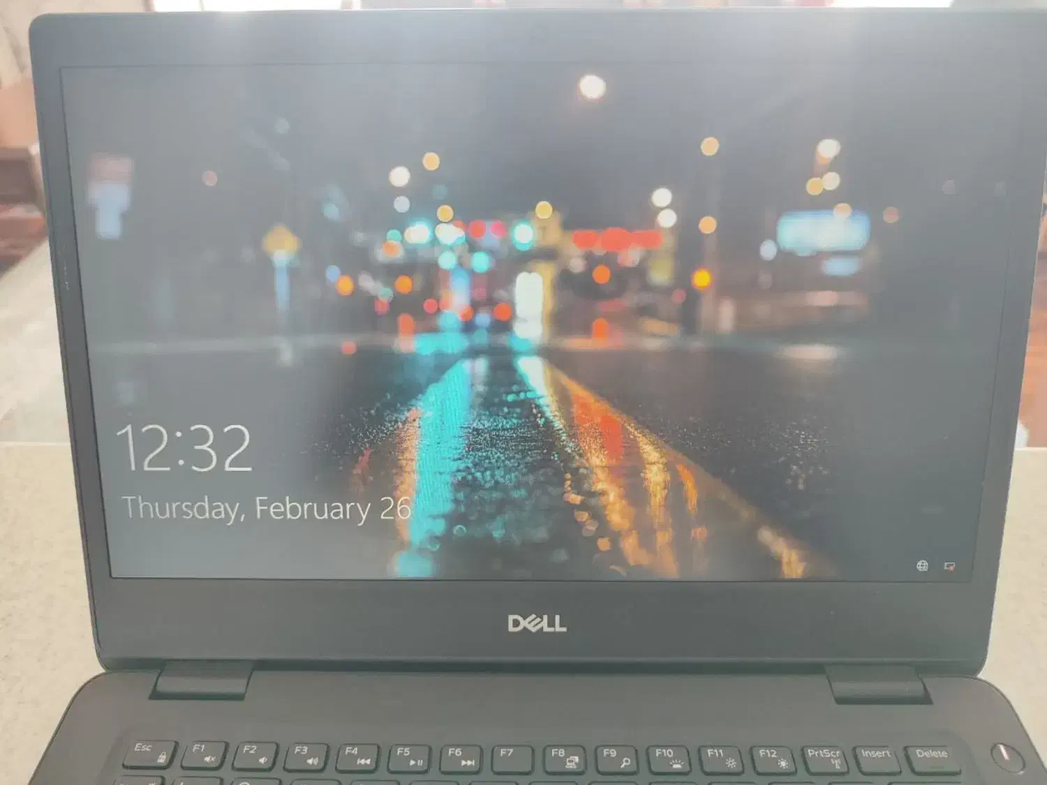 دل گرافیکی|رایانه همراه|شیراز, چوگیاه|دیوار