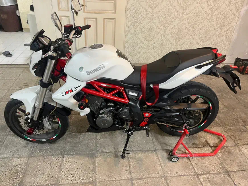 بنلی ۳۰۰ مدل ۹۶|موتورسیکلت|تهران, نصرت|دیوار