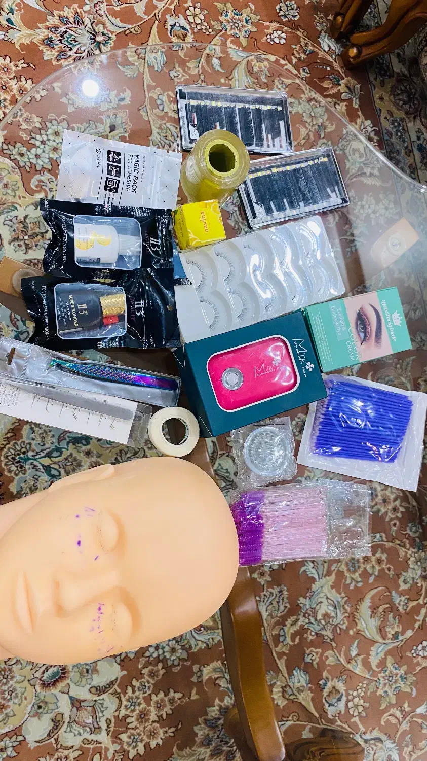 وسایل کاشت مژه|آرایشگاه و سالن‌های زیبایی|ری, دیلمان|دیوار