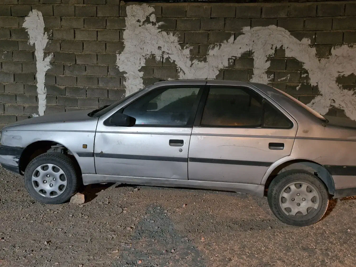 پژو ۴۰۵ مدل ۸۵   موتور تعویض|خودرو سواری و وانت|مهدی شهر, |دیوار