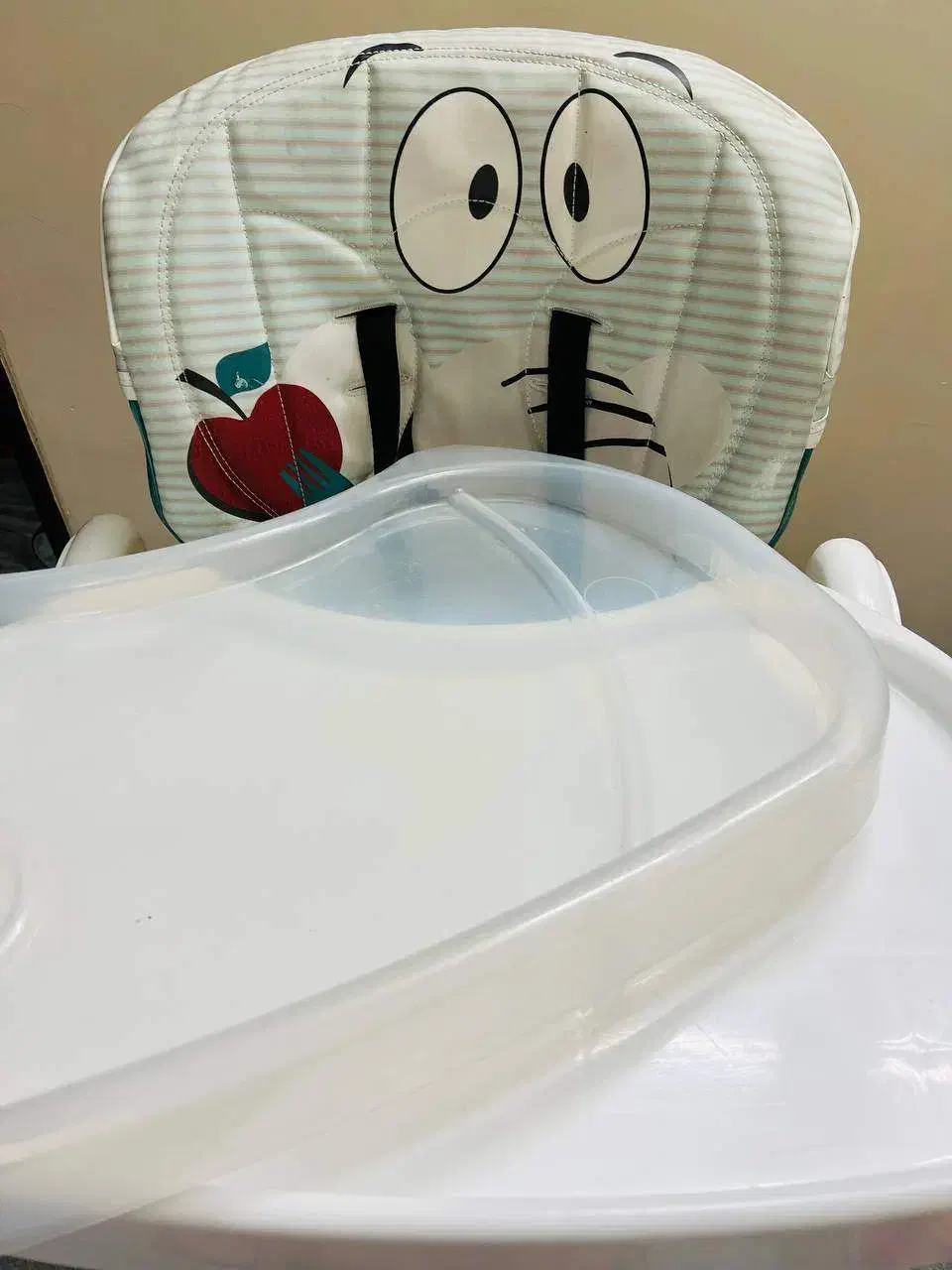 صندلی غذای کودک|تخت و صندلی بچه|شیراز, معالیآباد|دیوار