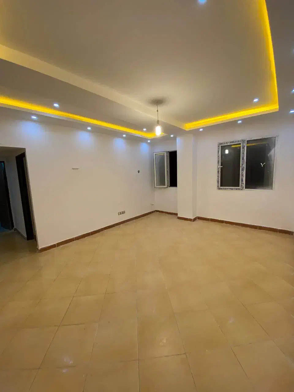 نماسنگ مشاعات تمیز پارکینگ انباری وام تسویه اقساطی|فروش آپارتمان|هشتگرد, فاز ۷ مهستان|دیوار