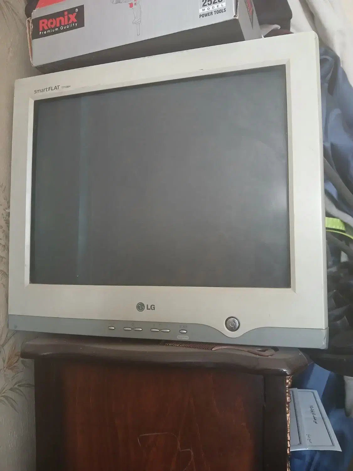 مانیتور الجی|رایانه رومیزی|همدان, |دیوار