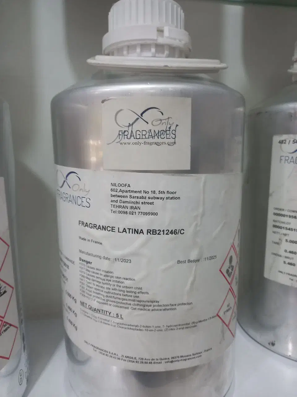 عطر و آرایشی پرستیژ|آرایشی، بهداشتی، درمانی|پردیس, فاز ۸|دیوار