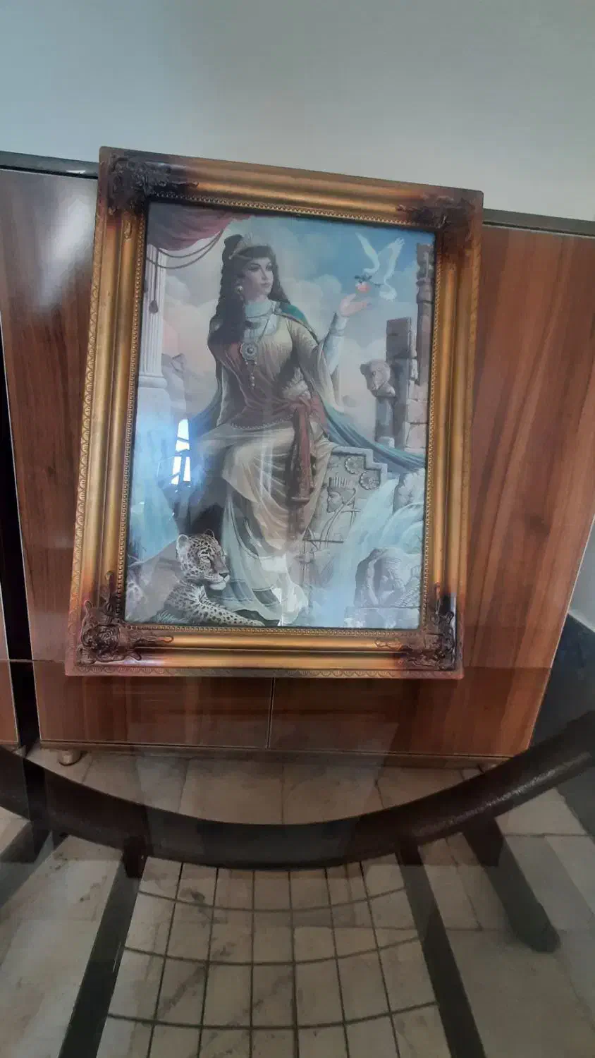 میز پذیرایی|مبلمان خانگی و میز عسلی|میانه, |دیوار