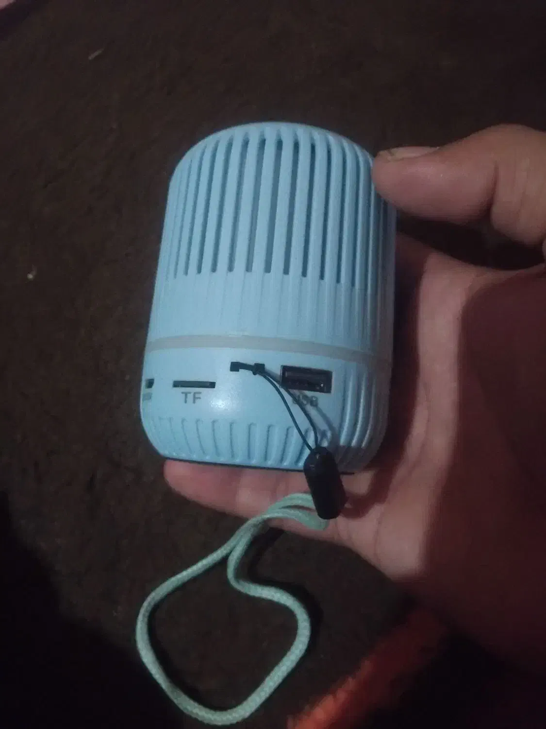 اسپیکر ۶۰۰صد تومن صدا خیلی بلنده|سیستم صوتی خانگی|اسفراین, |دیوار