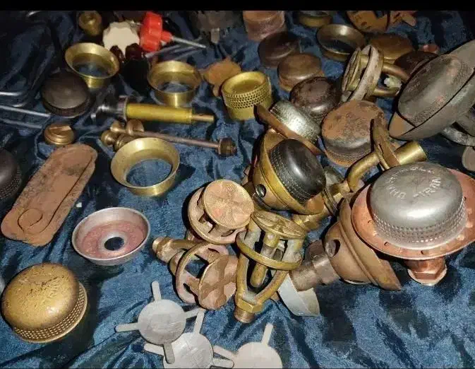 ابزار و ادوات چراغ های نفتی و بنزینی قدیمی|کلکسیون اشیاء عتیقه|تهران, آرژانتین|دیوار